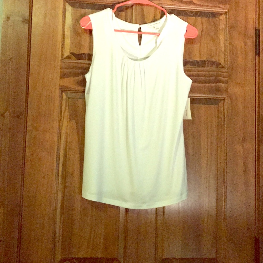 White tank top